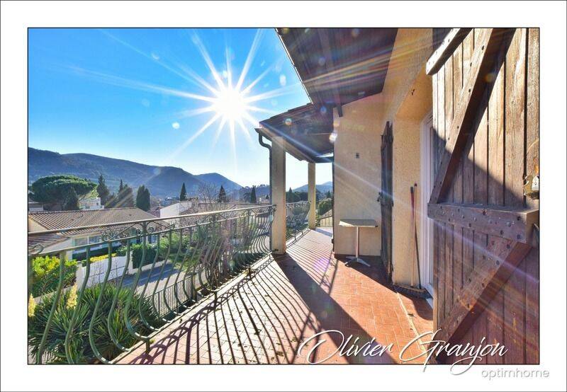 Maison 11 pièces 207 m² · à Lodève · 207 m² · 275 000 €