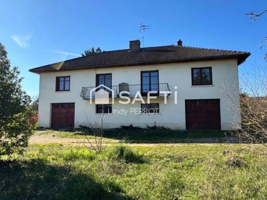 Maison à vendre 145 000 € 6 pièces 3 chambres 102 m² 515 m² de terrain Givry 71640