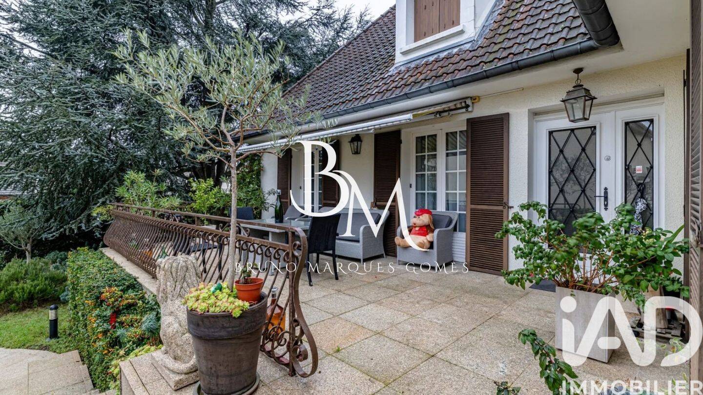 Maison 7 pièces 230 m² · à Sarcelles · 230 m² · 760 000 €