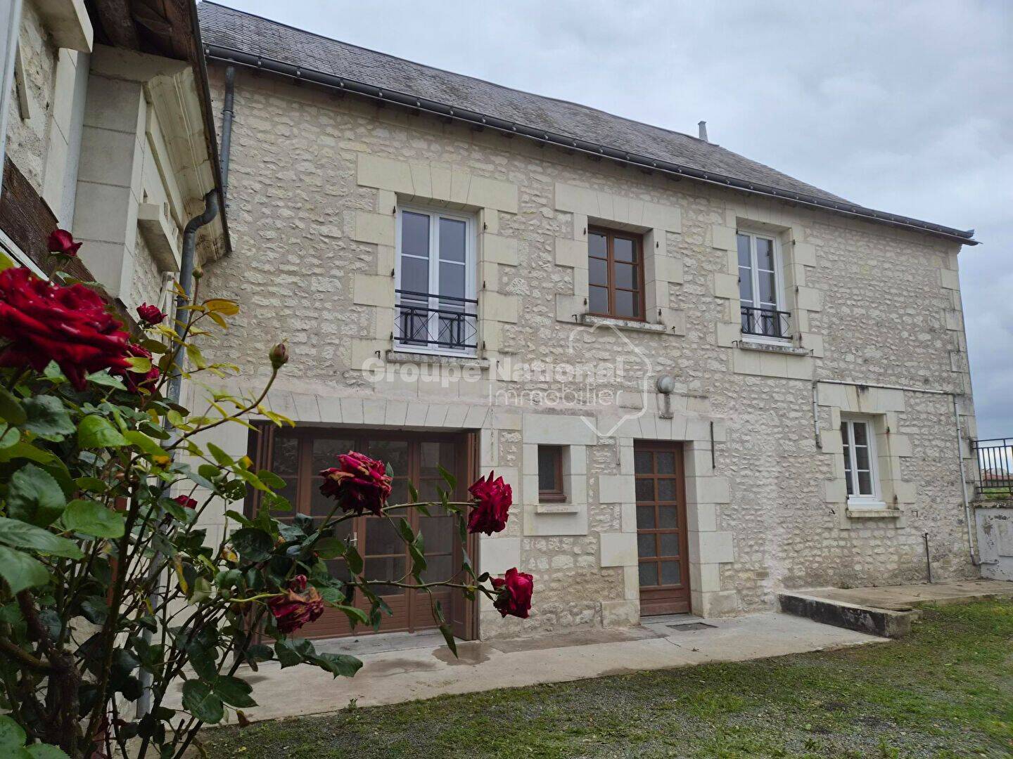 Maison en tuffeau à rénover ? Charme et authenticité en Tourain
