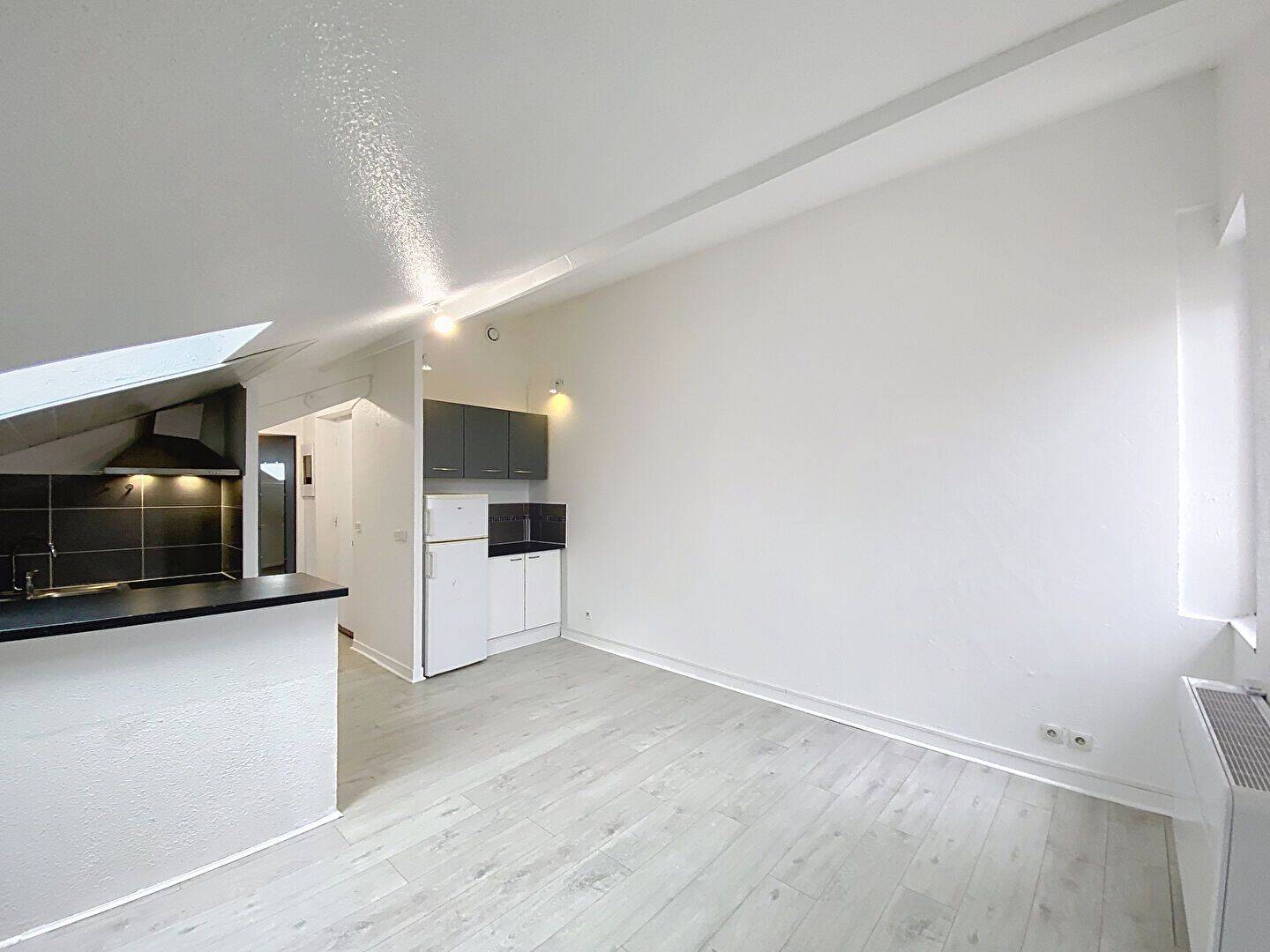 Appartement 2 pièces 25 m² · à Genas · 25,1 m² · 700 €/mois