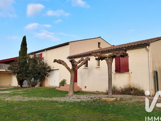 Maison à vendre 997 500 € 13 pièces 7 chambres 280 m² 1 800 m² de terrain Saint-Laurent-d'Aigouze 30220