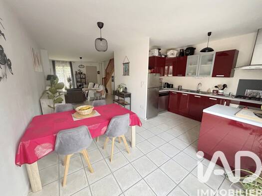Maison à vendre 239 000 € 4 pièces 3 chambres 80 m² 105 m² de terrain Janville-sur-Juine 91510