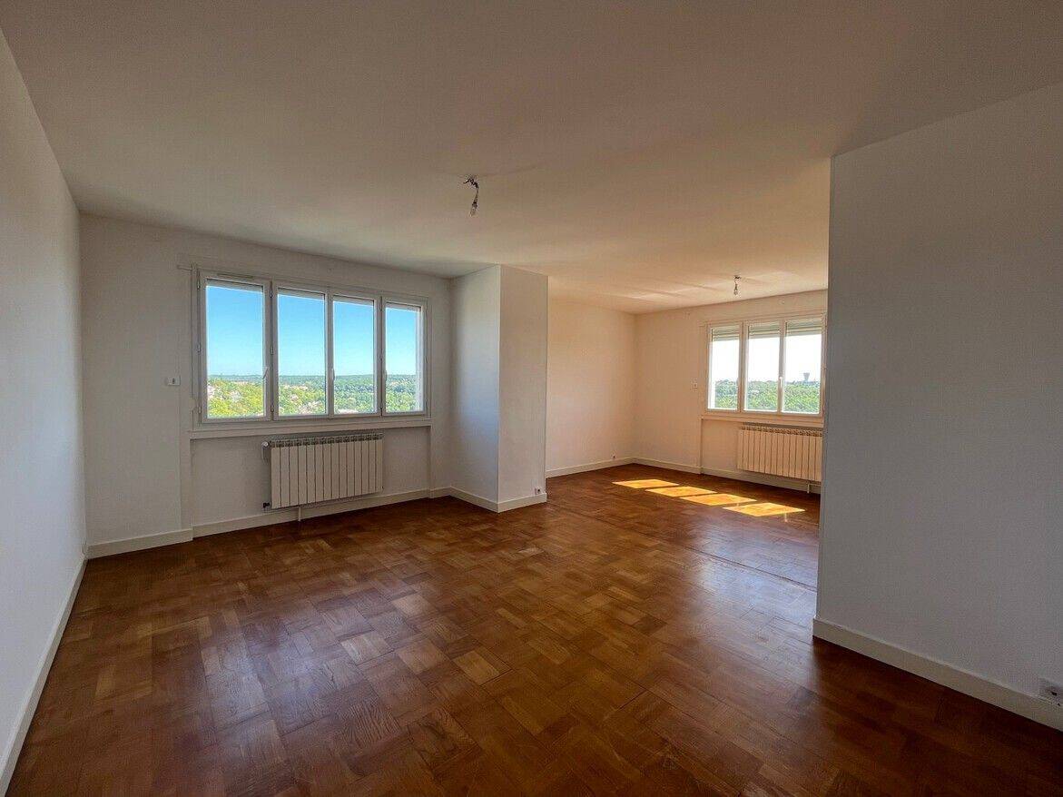 Appartement 4 pièces 88 m² · à Angoulême · 88,3 m² · 770 €