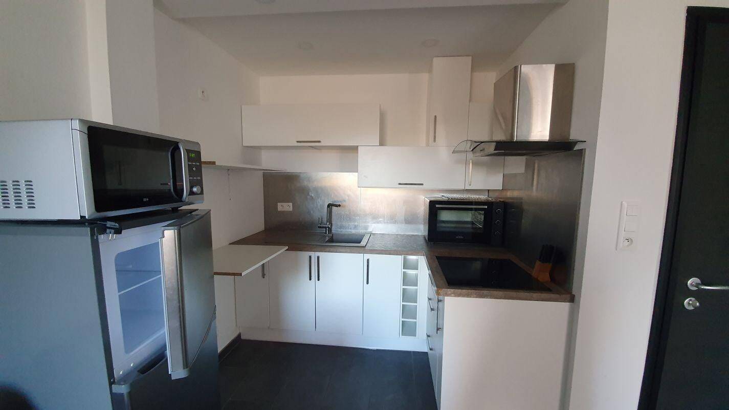 Appartement 2 pièces 33 m² · à Ajaccio · 33,2 m² · 745 €/mois