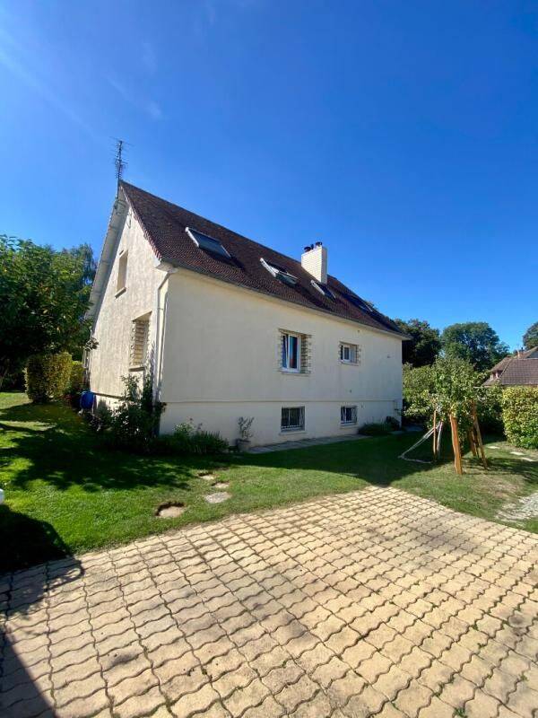 Maison 7 pièces 187 m² · à Castine-en-Plaine · 187 m² · 416 000 €