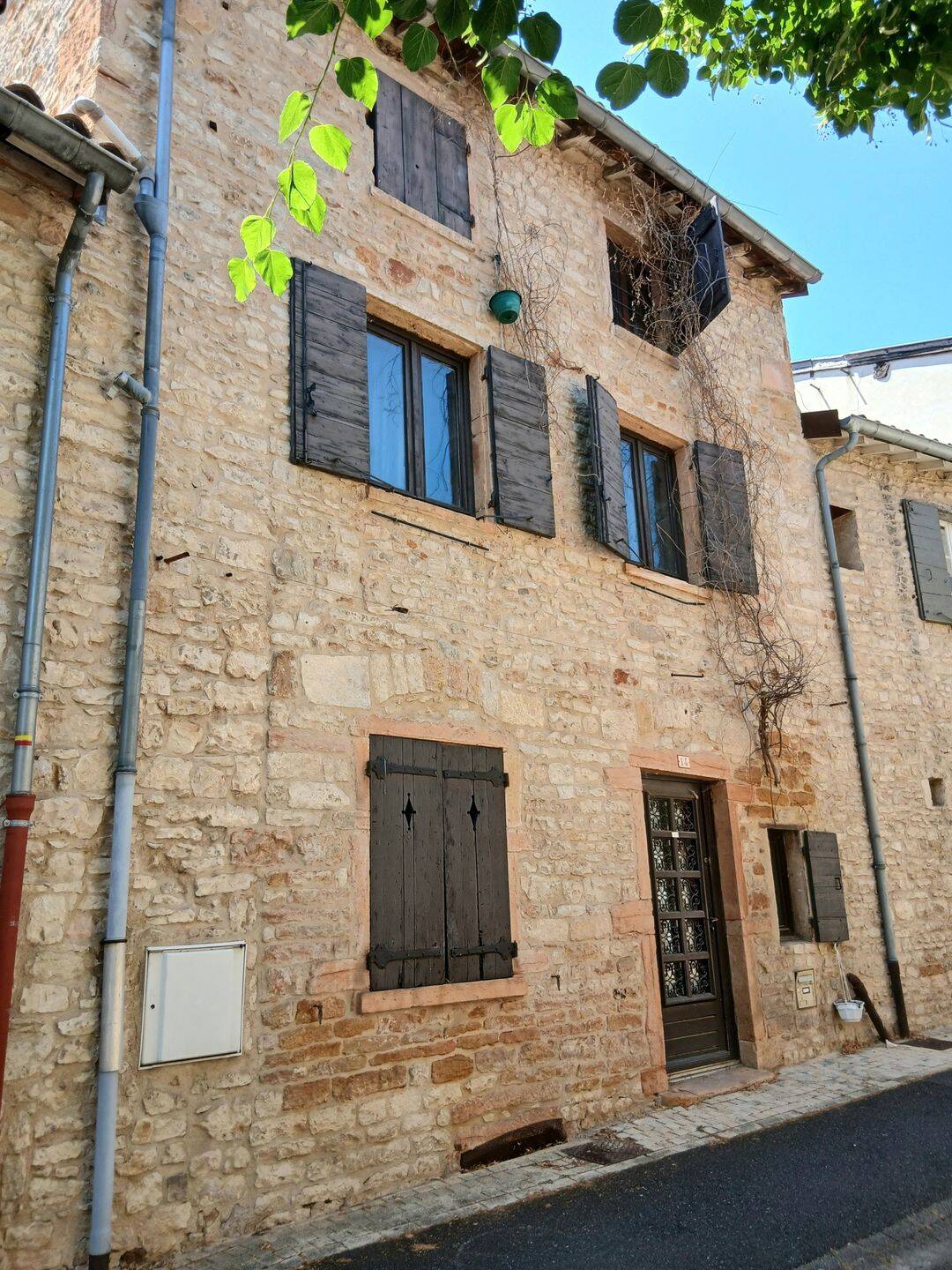 Maison 3 pièces 81 m² · à Chazay-d'Azergues · 80,7 m² · 245 000 €