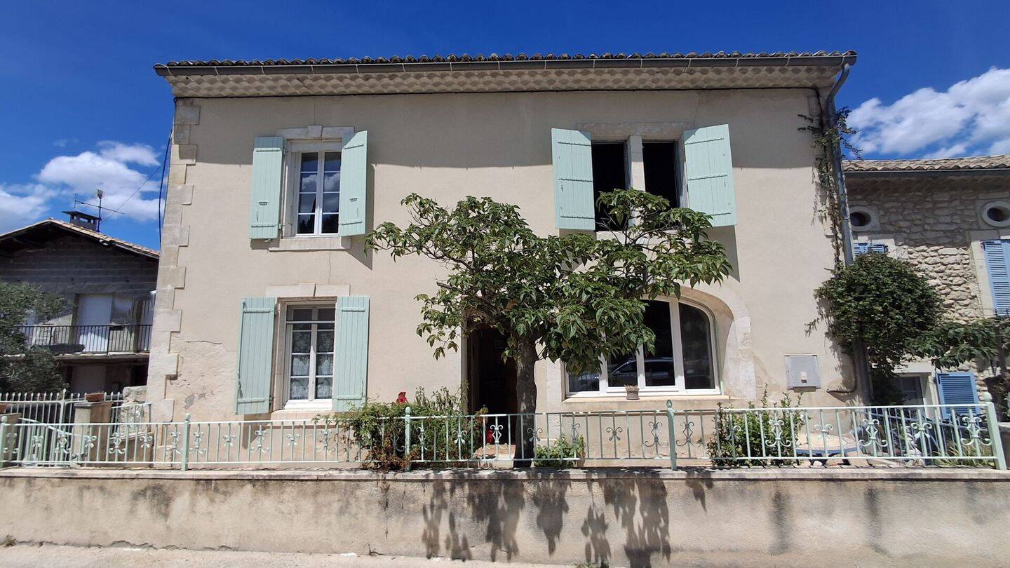 Maison 5 pièces 122 m² · à Saint-Paul-Trois-Châteaux · 122 m² · 260 000 €