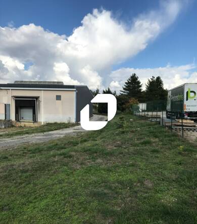 Espace bureau à vendre 1 730 000 € 4 360 m² de bureaux divisible de 4 360 m² à 4 360 m² Soreze 81540