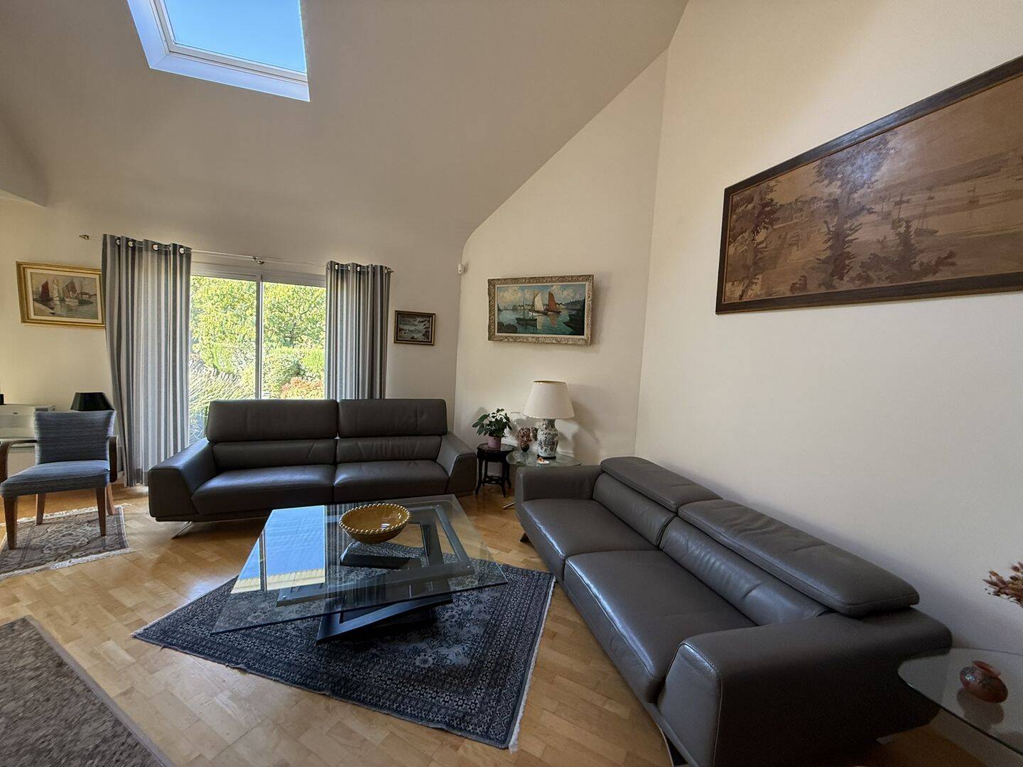 Maison 8 pièces 204 m² · à Bruz · 204 m² · 574 425 €