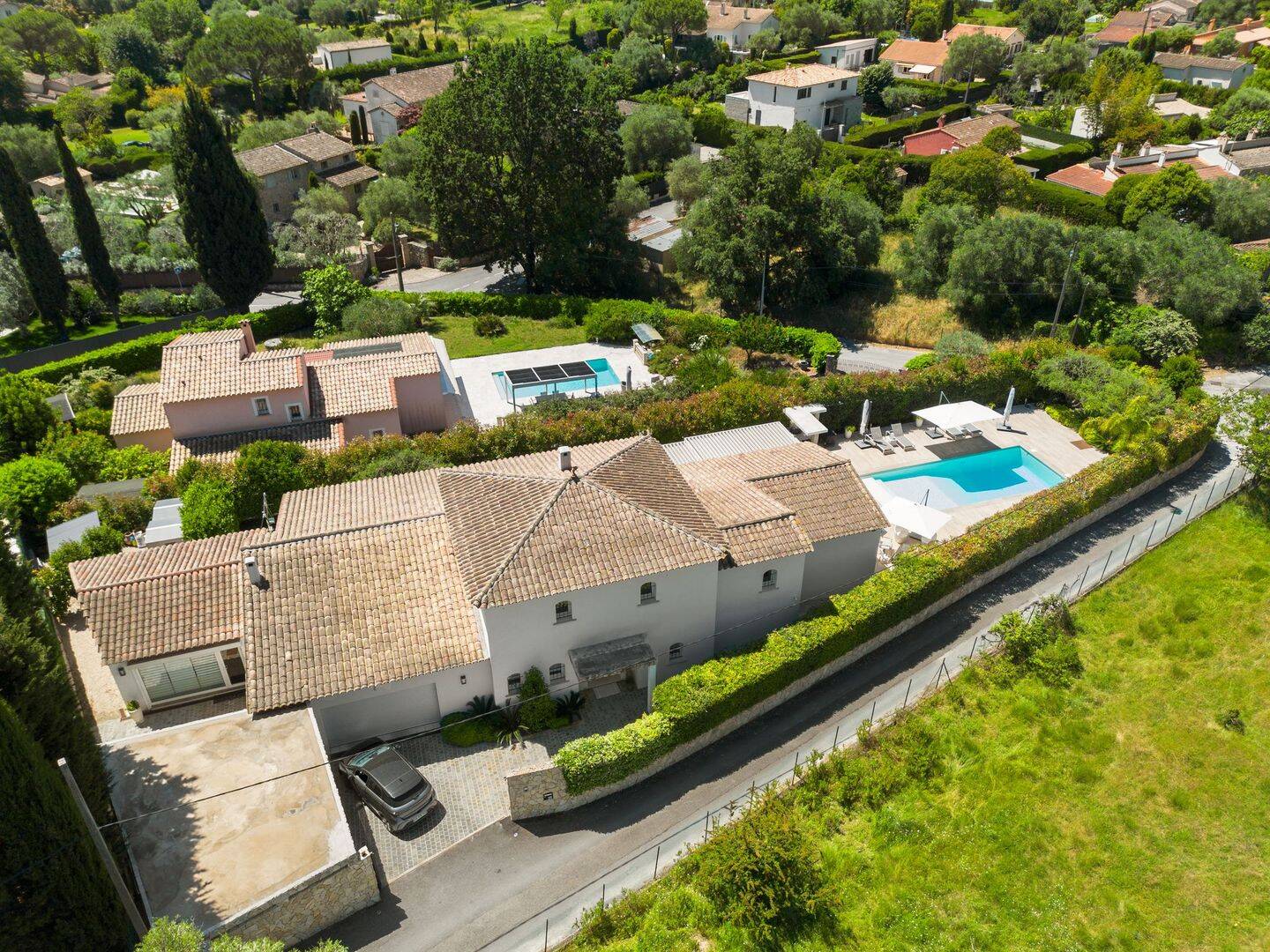 Maison 8 pièces 235 m² · à Mougins · 235 m² · 2 090 000 €