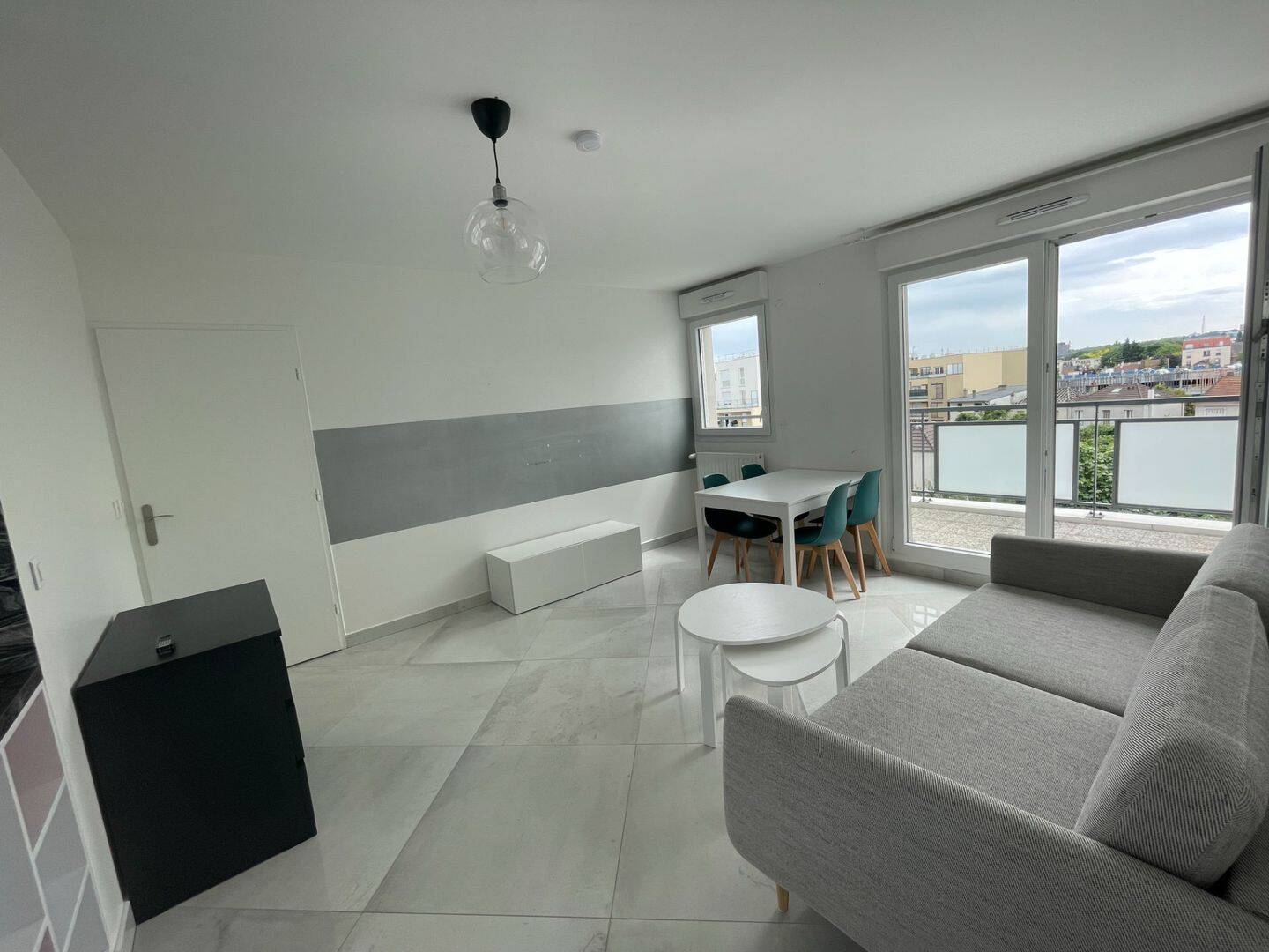 Appartement 3 pièces 65 m² · à Bondy · 65 m² · 1 350 €/mois