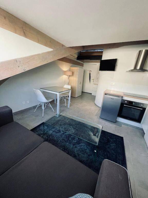 Appartement 1 pièce 22 m² · à Nice · 22 m² · 890 €