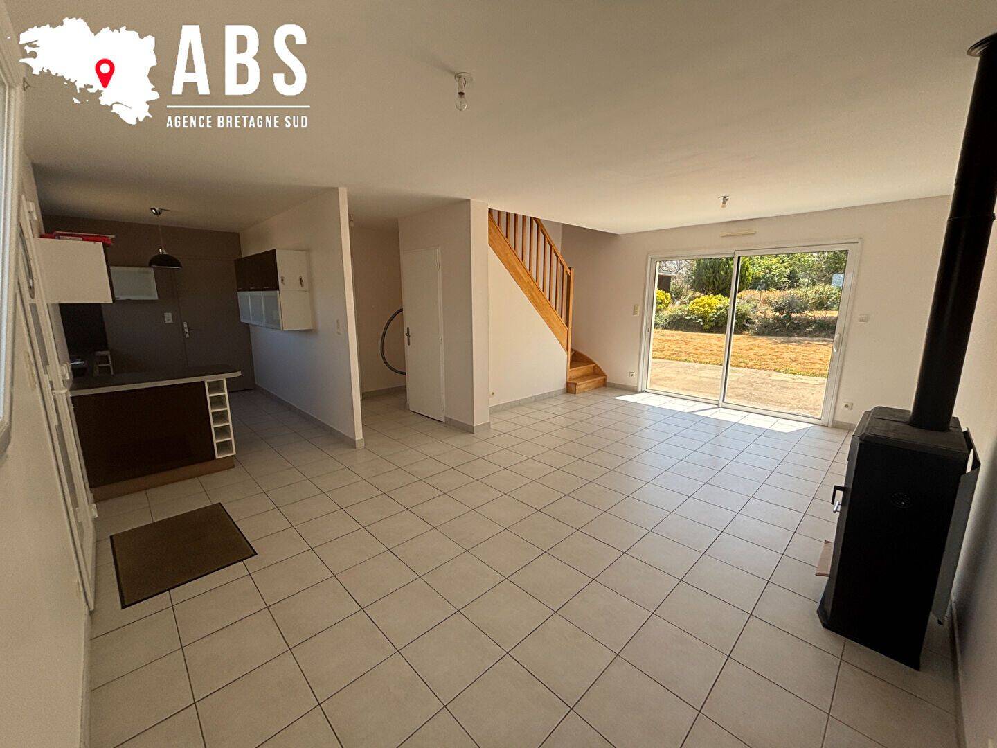 Maison 5 pièces 98 m² · à Saint-Dolay · 98,1 m² · 1 000 €
