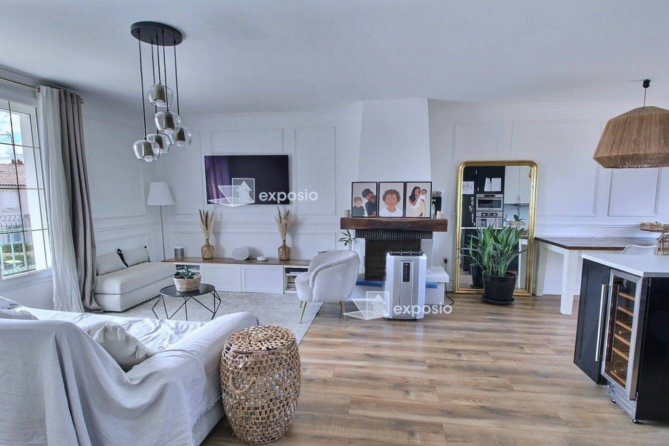 Maison 5 pièces 127 m² · à Aiffres · 126,5 m² · 259 000 €