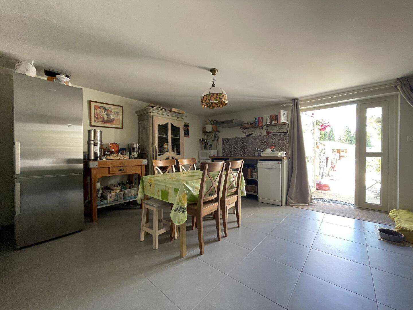 Appartement 3 pièces 51 m² · à Saint-Pantaléon-les-Vignes · 51 m² · 860 €/mois