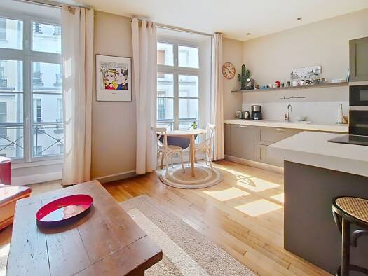Appartement à vendre 650 000 € 2 pièces 1 chambre 47 m² Étage 2/6 Sentier-Bonne Nouvelle Paris 2ème arrondissement 75002