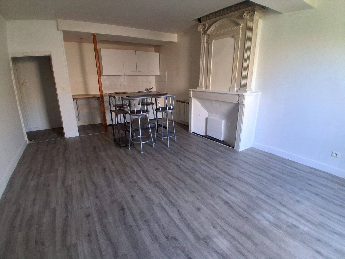 Appartement 2 pièces 45 m² · à Saint-Jean-d'Angély · 45 m² · 490 €/mois