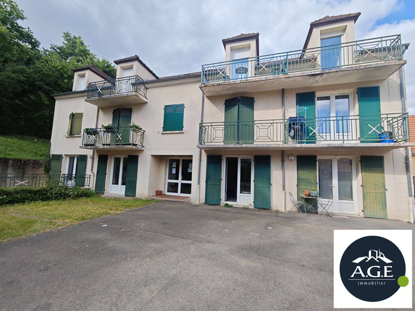 Appartement 1 pièce 32 m² · à Épernon · 32 m² · 545 €