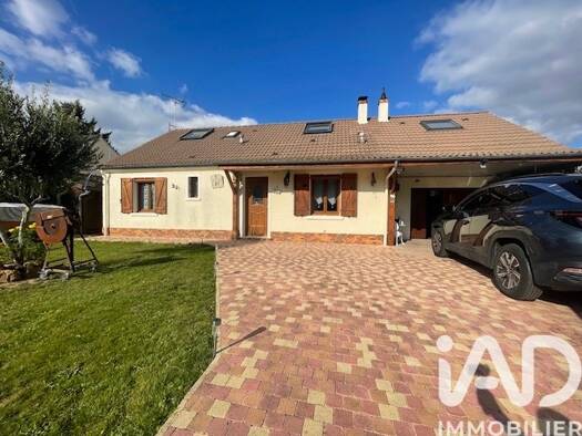 Maison à vendre 339 900 € 5 pièces 4 chambres 89 m² 792 m² de terrain Saint-Pathus 77178