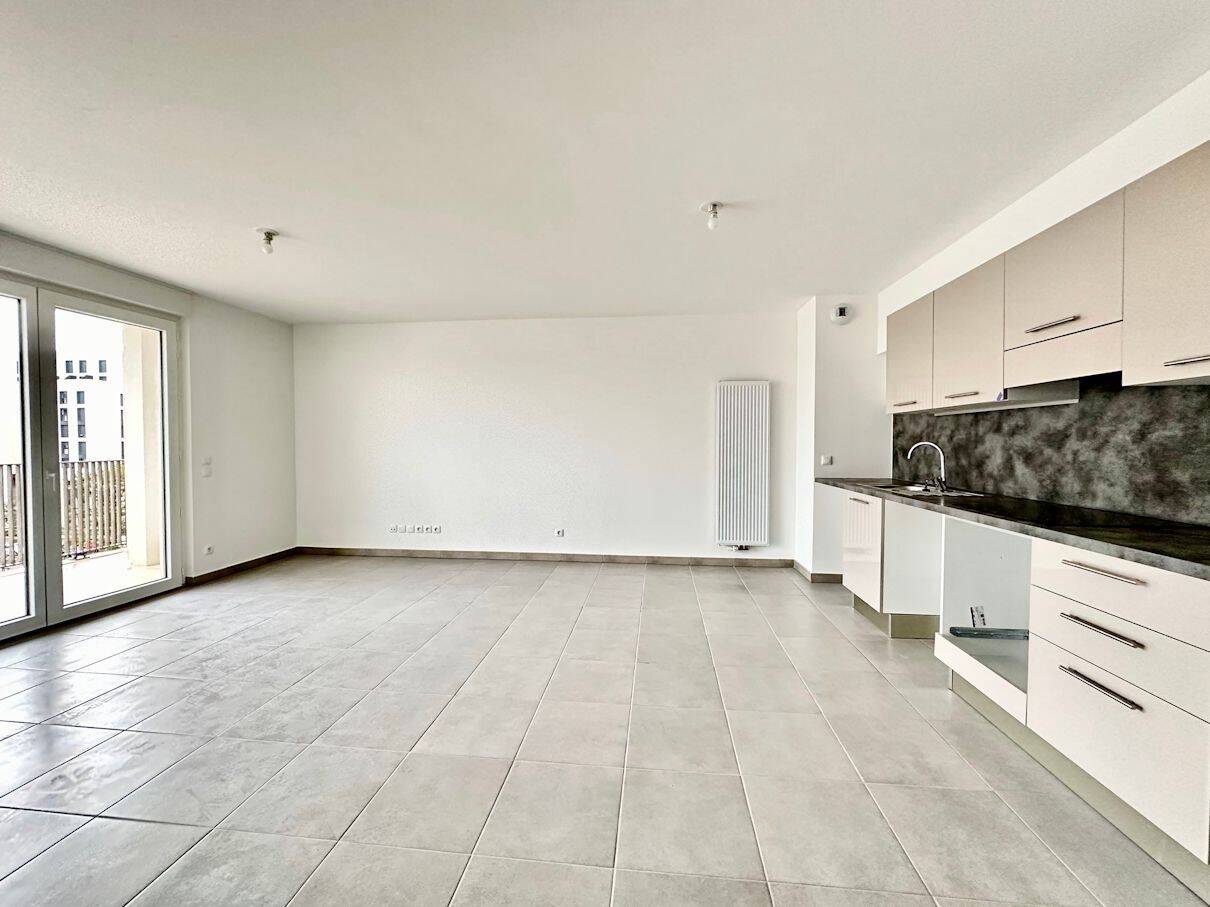 Appartement 3 pièces 62 m² · à Bordeaux · 61,5 m² · 947 €
