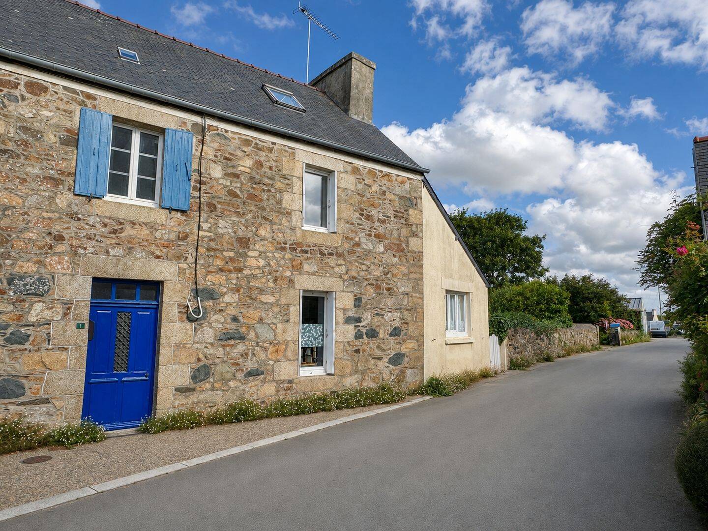 Maison 4 pièces 74 m² · à Plougrescant · 74 m² · 230 000 €