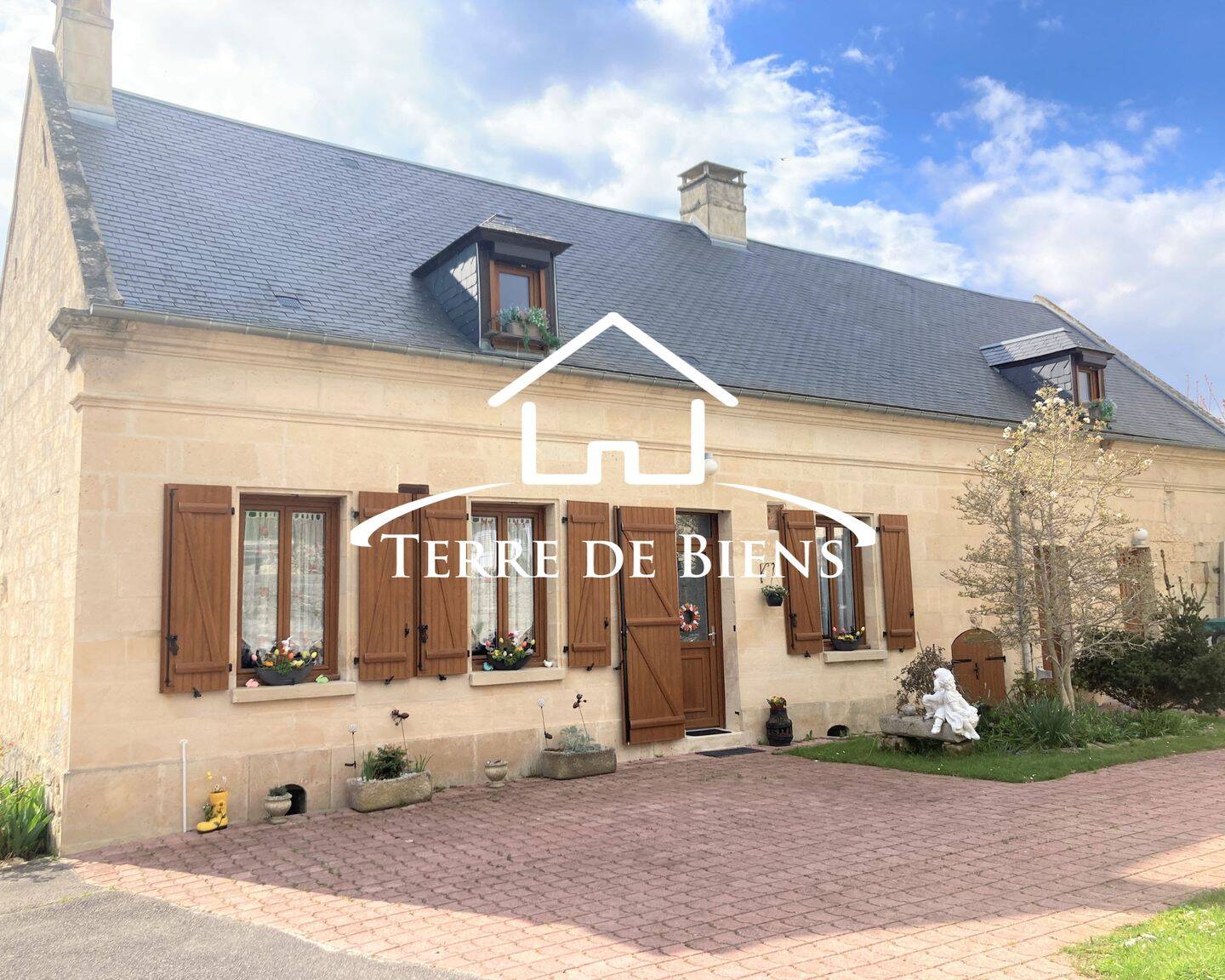 Maison 7 pièces 211 m² · à Montigny-Lengrain · 211 m² · 284 000 €