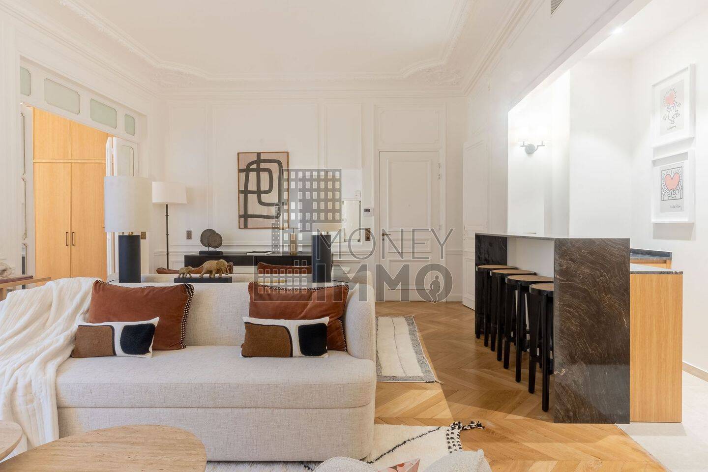 Appartement 3 pièces 100 m² · à Paris 7ème Arrondissement · 100 m² · 13 608 €/mois