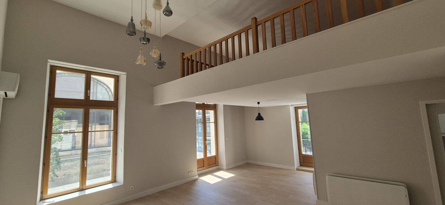 Appartement 4 pièces 116 m² · à Vichy · 115,5 m² · 1 180 €/mois