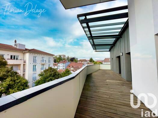 Appartement à vendre 585 000 € 4 pièces 3 chambres 93 m² Étage 4/4 Nord Saint-Julien-en-Genevois 74160