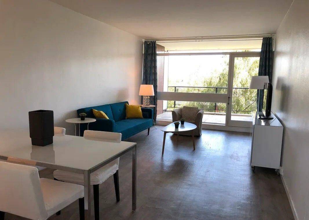 Appartement 2 pièces 64 m² · à Lille · 64 m² · 975 €