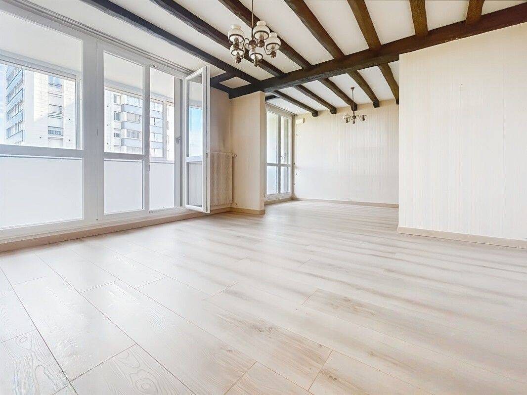 Appartement 3 pièces 69 m² · à Saint-Pierre-des-Corps · 68,7 m² · 79 000 €