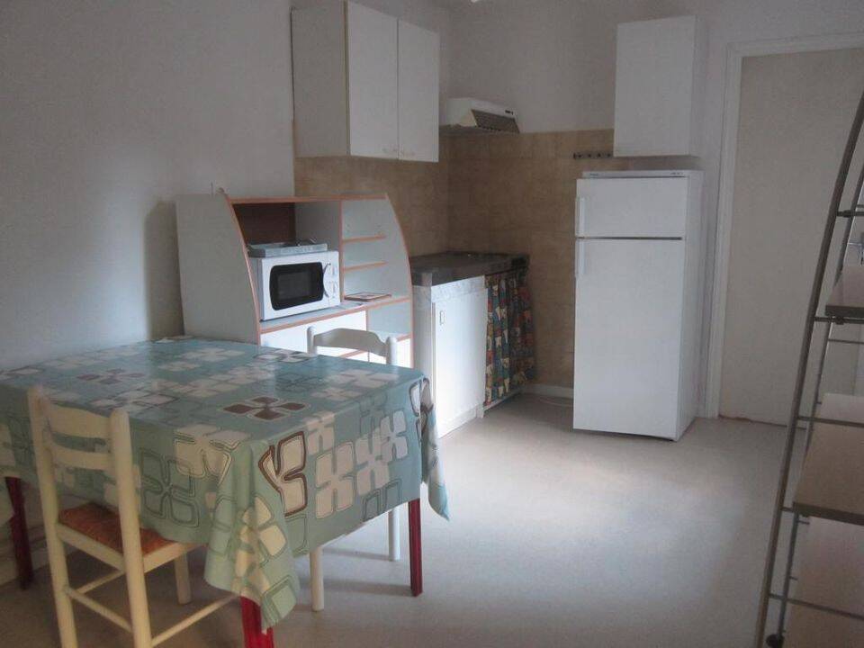 Appartement 1 pièce 28 m² · à Tarbes · 28 m² · 365 €