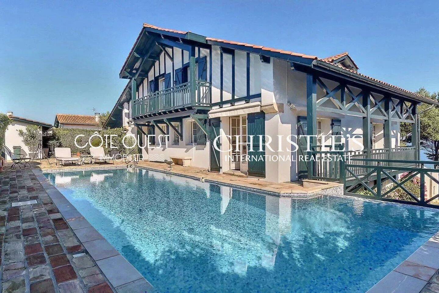 Maison 6 pièces 180 m² · à Saint-Jean-de-Luz · 180 m² · 2 970 000 €