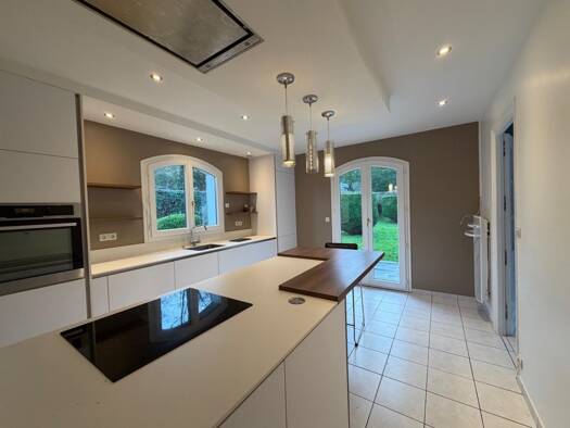 Maison à vendre 459 900 € 9 pièces 5 chambres 171 m² 2 010 m² de terrain Echinghen 62360