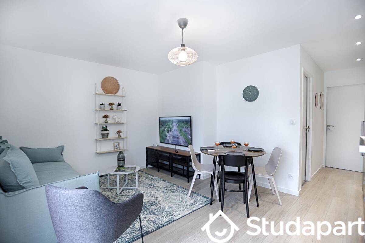 1 pièce 10 m² · à Rennes · 10 m² · 455 €