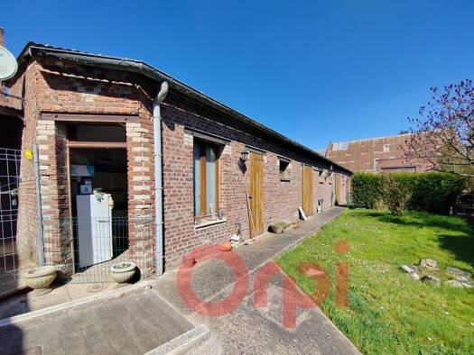 Ferme à vendre 133 900 € 2 pièces 1 chambre 45 m² 3 500 m² de terrain Le Quesnel 80118