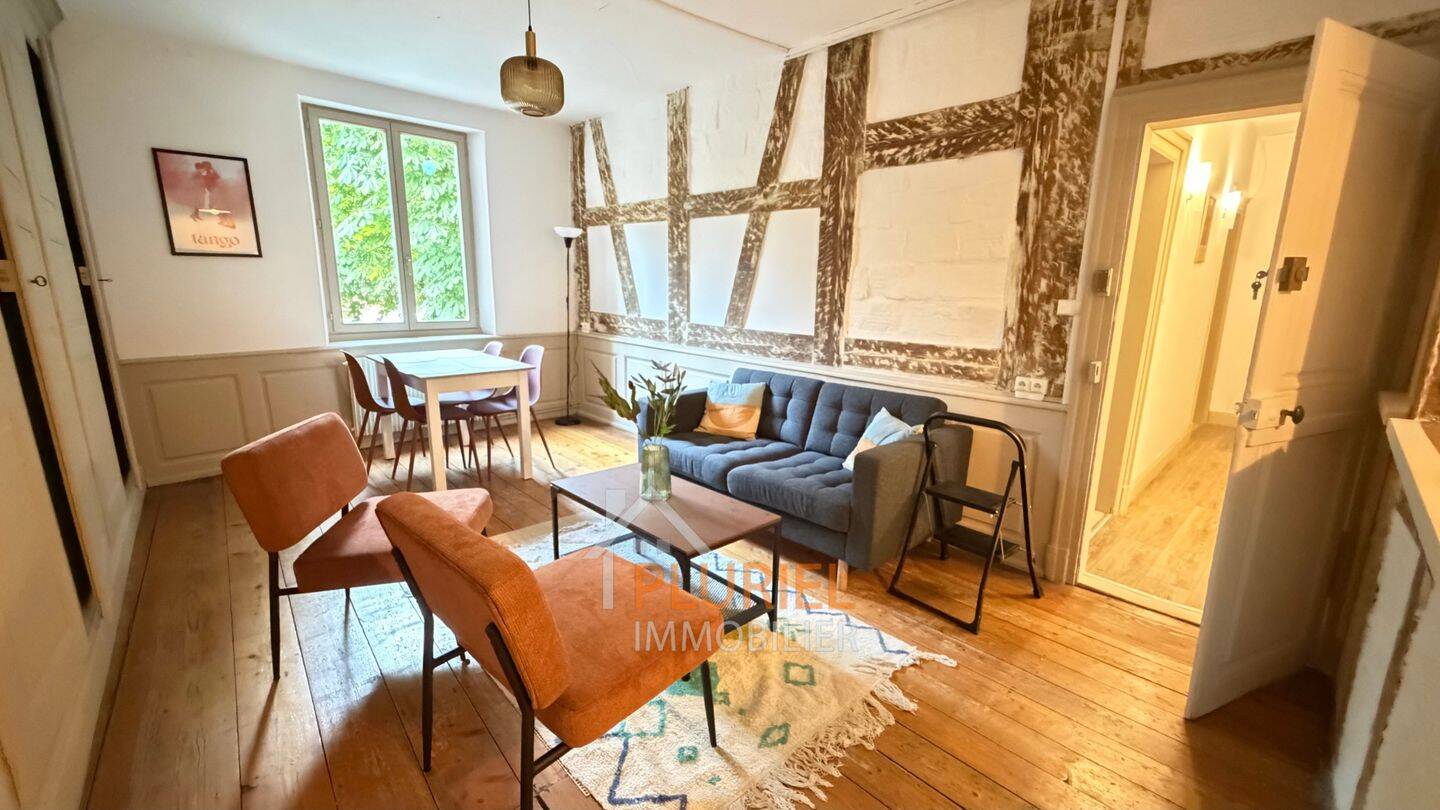 Appartement 5 pièces 103 m² · à Strasbourg · 103 m² · 1 990 €