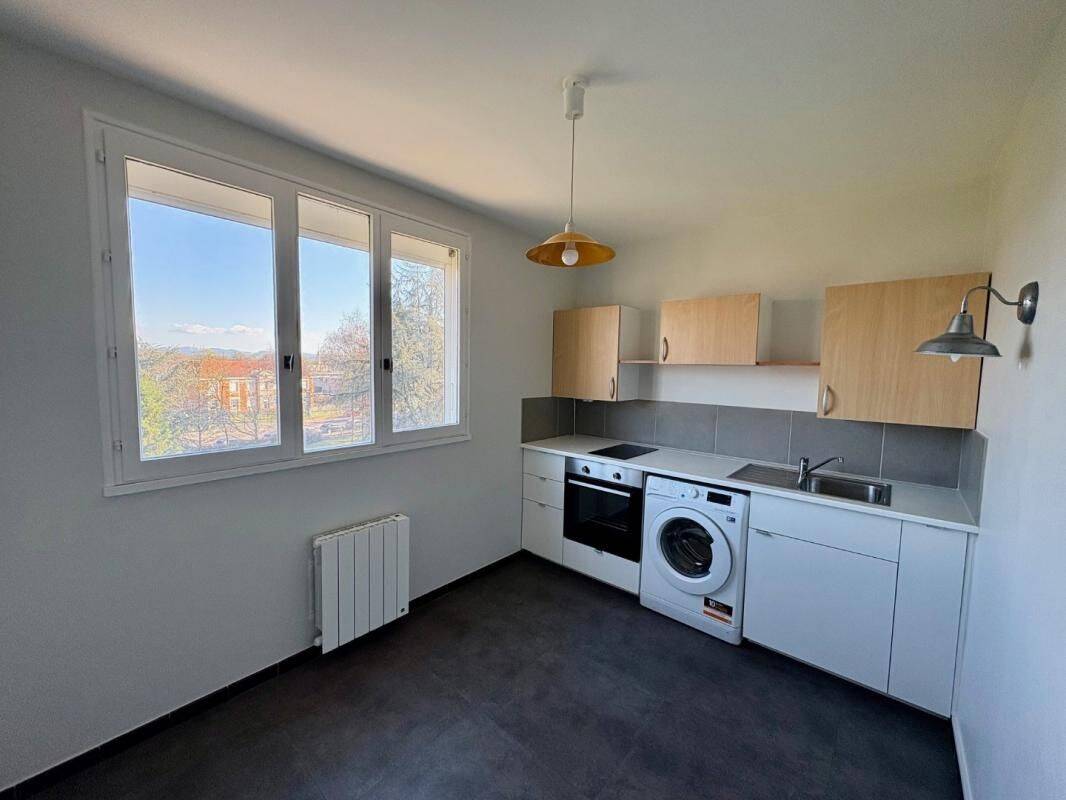 Appartement 1 pièce 35 m² · à Roanne · 35 m² · 450 €/mois