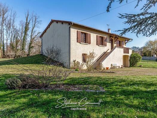 Maison de plain-pied à vendre 195 000 € 4 pièces 3 chambres 90 m² 2 500 m² de terrain Annesse-et-Beaulieu 24430