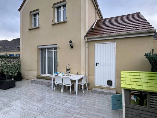 Maison à vendre 291 000 € 4 pièces 3 chambres 80 m² 160 m² de terrain Centre Sud Est Othis 77280