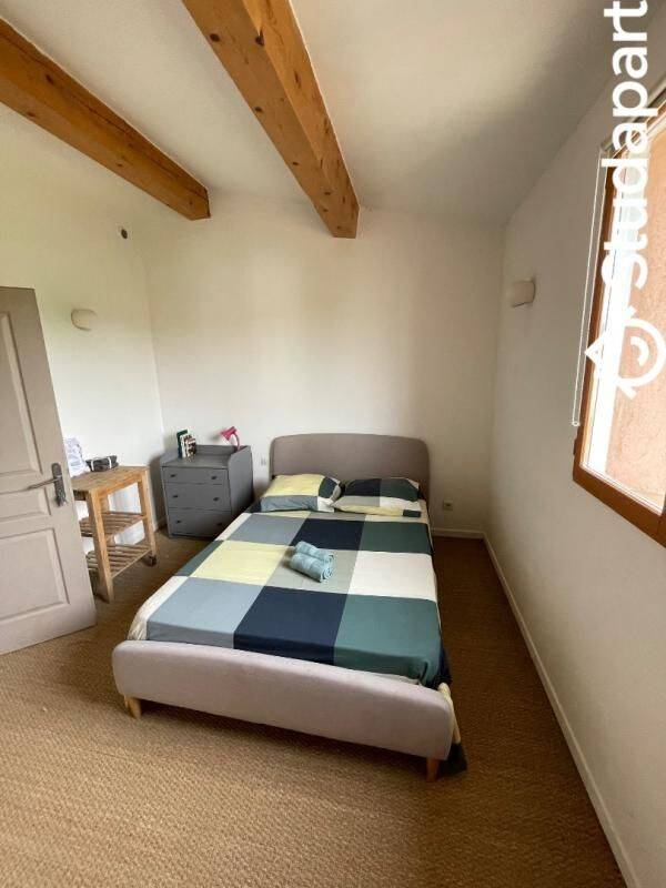 1 pièce 8 m² · à La Seyne-sur-Mer · 8 m² · 450 €/mois