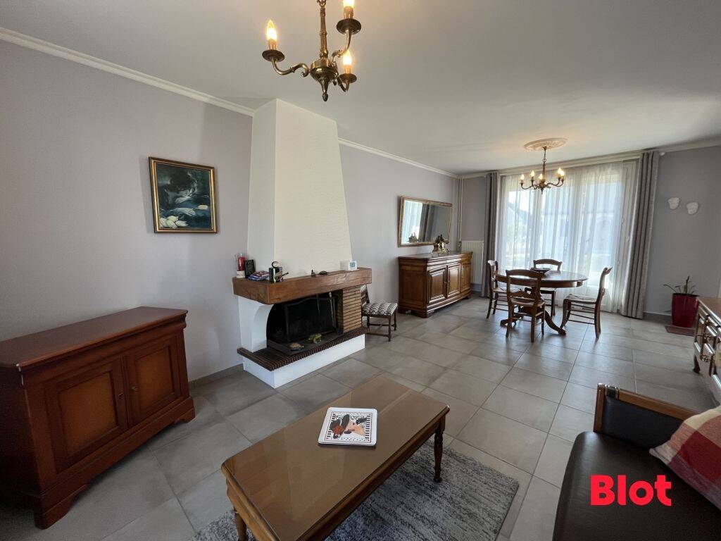Maison 4 pièces 91 m² · à Chartres-de-Bretagne · 91,1 m² · 299 900 €