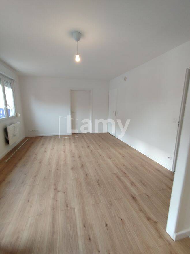 Appartement 3 pièces 61 m² · à Lille · 61,1 m² · 999 €/mois