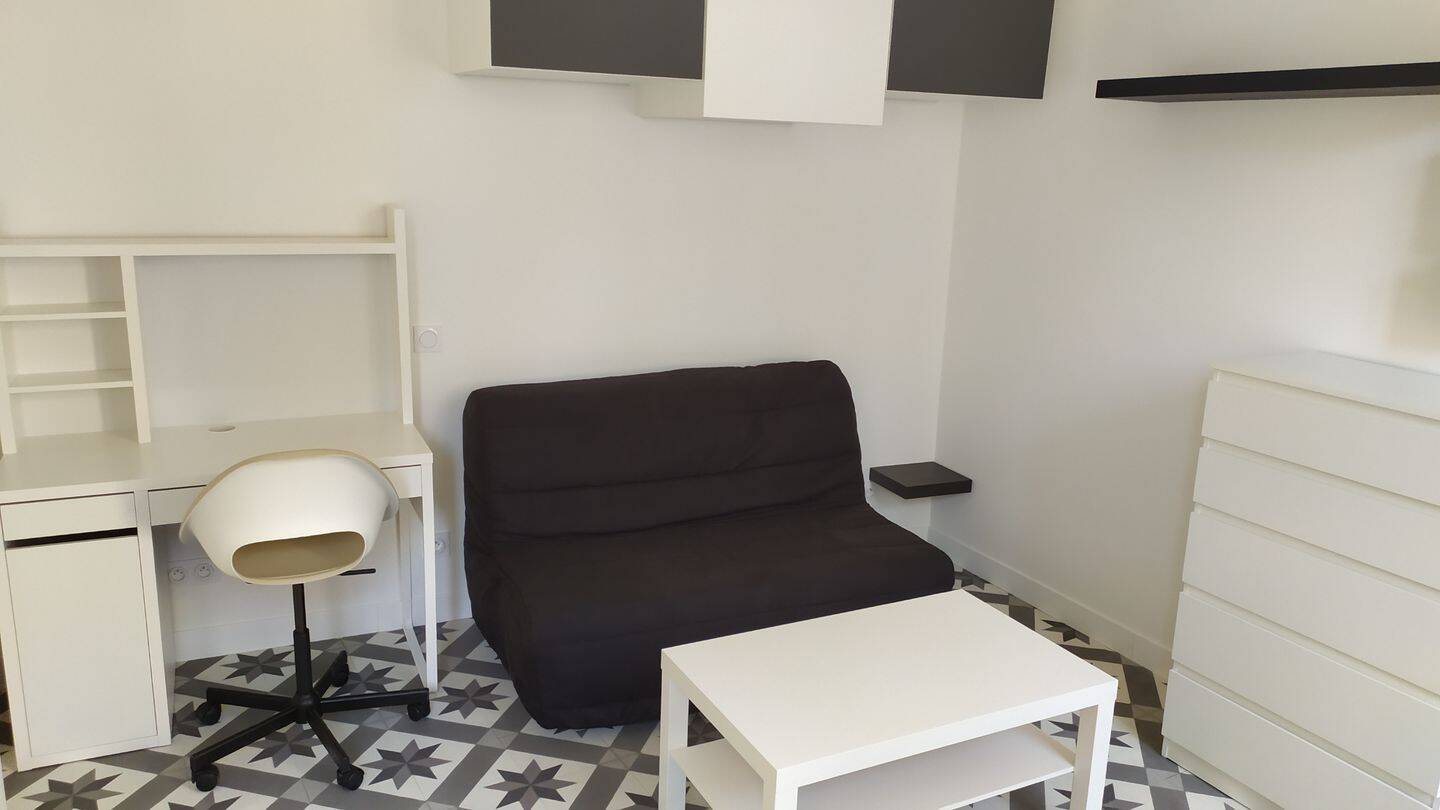 Appartement 1 pièce 17 m² · à Auch · 17 m² · 350 €