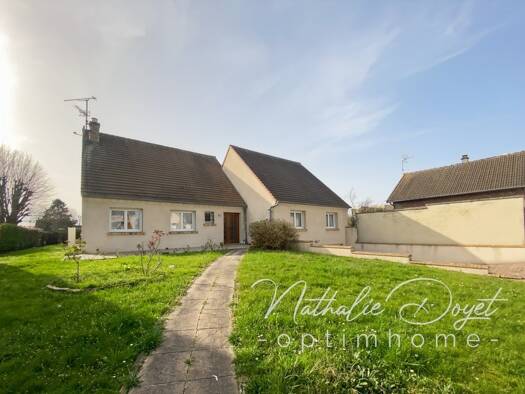 Maison de plain-pied à vendre 252 000 € 4 pièces 3 chambres 130 m² 712 m² de terrain Chauny 02300