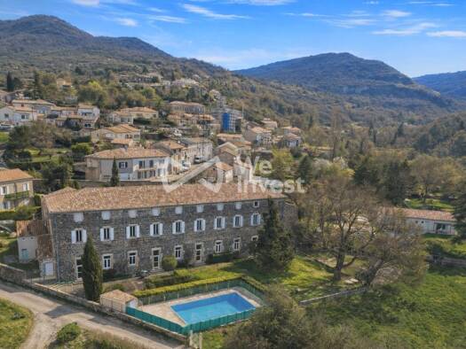 Immeuble à vendre 640 000 € 1 200 m² Darbres 07170