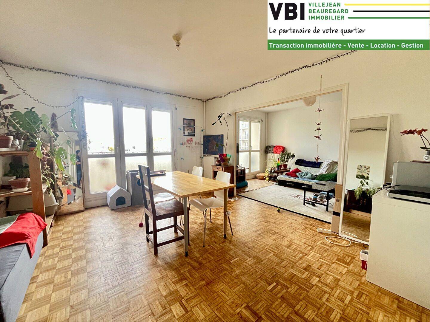 Appartement 5 pièces 93 m² · à Rennes · 92,8 m² · 146 300 €