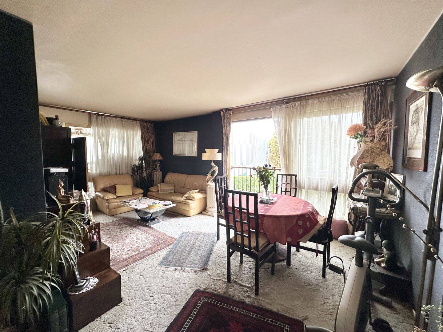 Appartement 4 pièces 74 m² · à Le Chesnay-Rocquencourt · 74 m² · 294 000 €