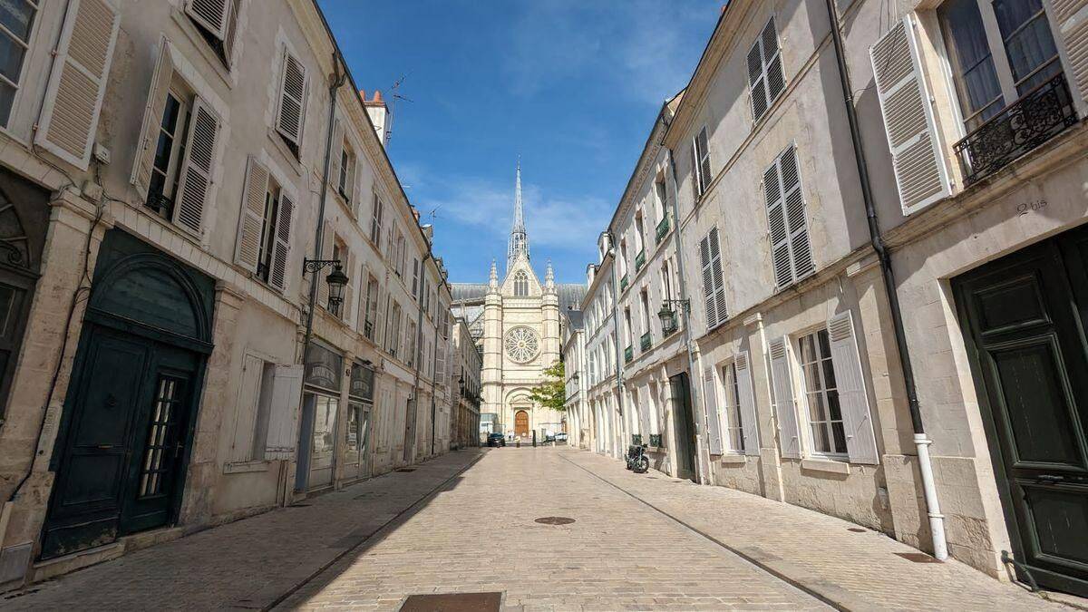 Appartement 1 pièce 28 m² · à Orléans · 28 m² · 500 €